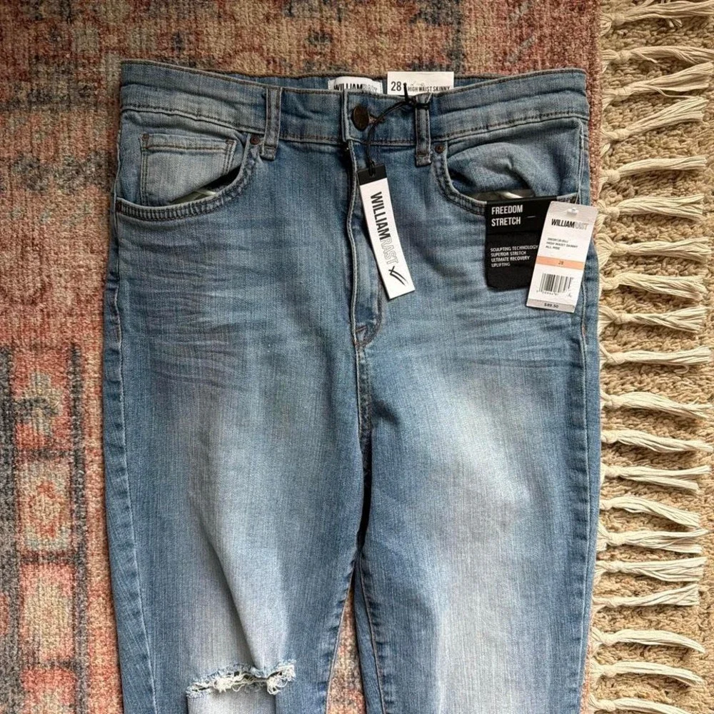 NWT William Rast Light Wash High Rise‎ Skinny Jeans Womens 28 Ripped Distressed